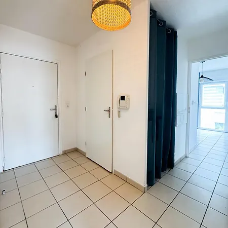 Bel Climatise & Parking Apartament *