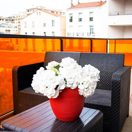 Bel Climatise Apartment