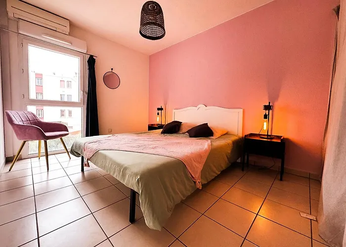 Apartment Bel Climatise & Parking